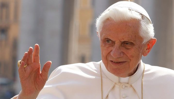 Ireland’s politicians pay tribute to Pope Benedict XVI