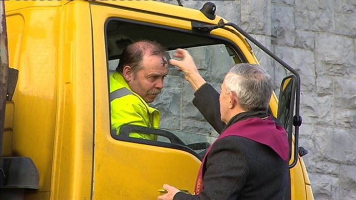 Galway church’s ‘drive-thru’ Ash Wednesday service