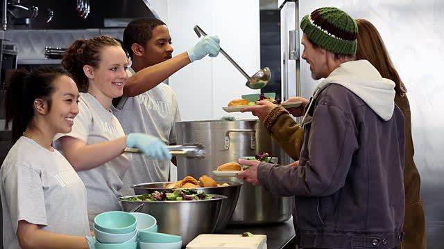 Parish soup kitchen answers Pope’s plea for homeless