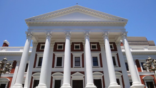 South African bishops shocked as ‘powerful family’ offer state job