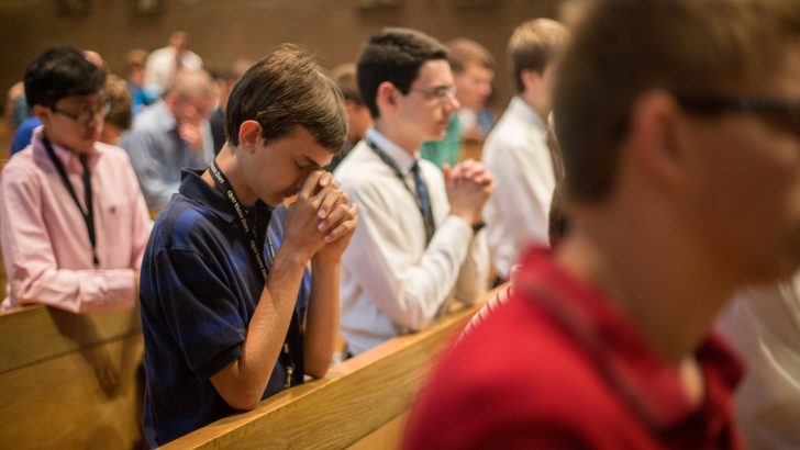 How even the busiest people can find some time to pray each day