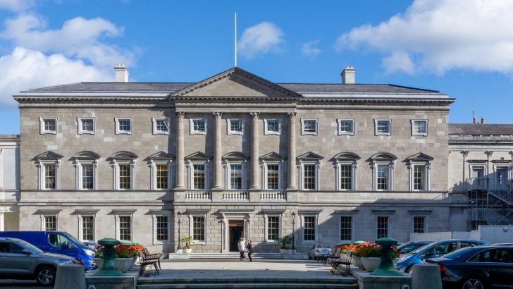 Senator seeks Oireachtas support in urging Govt to reopen churches
