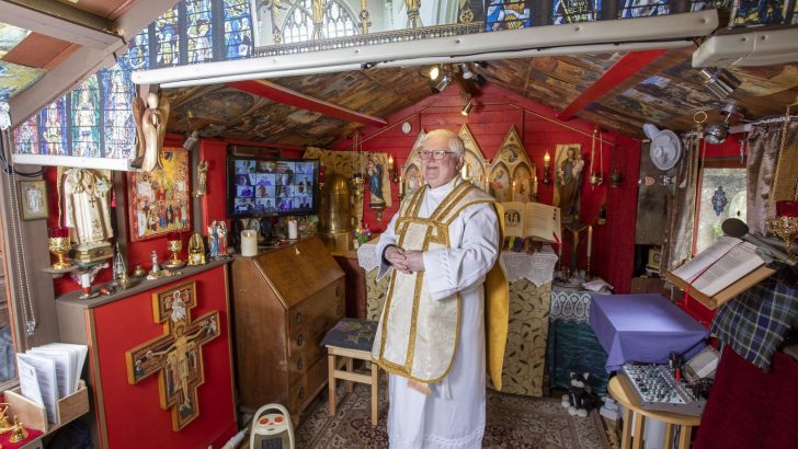Priest reaches for ‘eternal shed glory’ with lockdown oratory