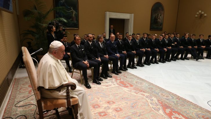 God and men smile on Italian team