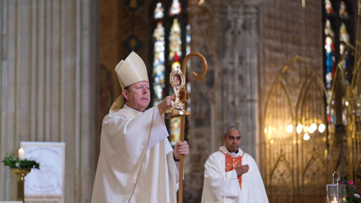 Thousands gather in Armagh to venerate Blessed Carlo’s relic