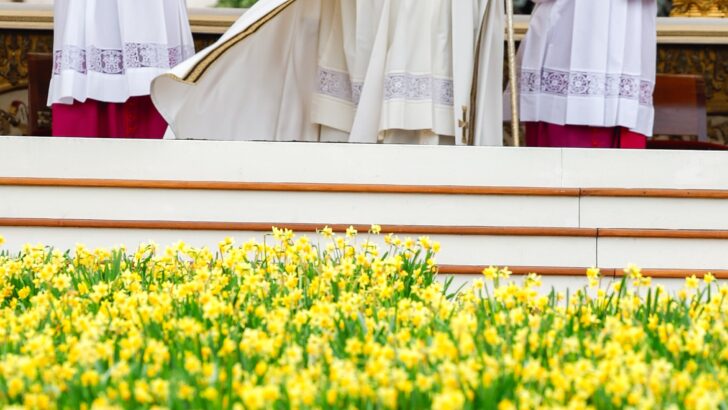 The cross with the date of Easter Christianity’s bone of contention – leaps through the calendar