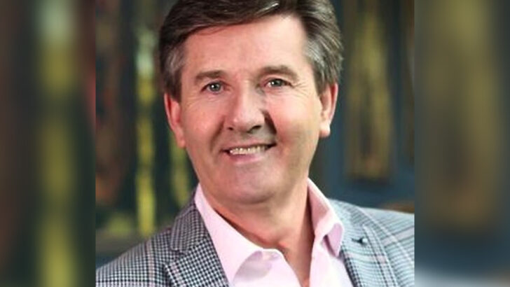 Daniel O’Donnell to raise funds for Donegal church in his last show
