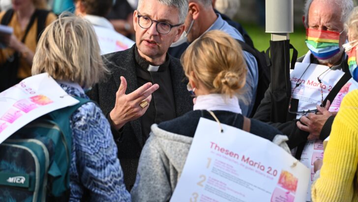 Kohlgraf: Synodal conference focusing on passing on the faith