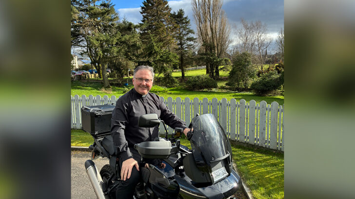 The biker priest and the cross of Christ in Derry