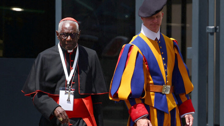 Cardinals Müller and Sarah urge SSPX to submit to papal authority