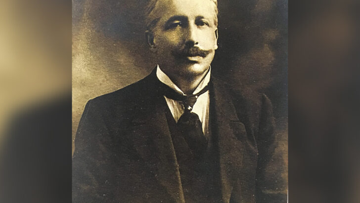Franco-Irish defenders of our right to read what we need to know